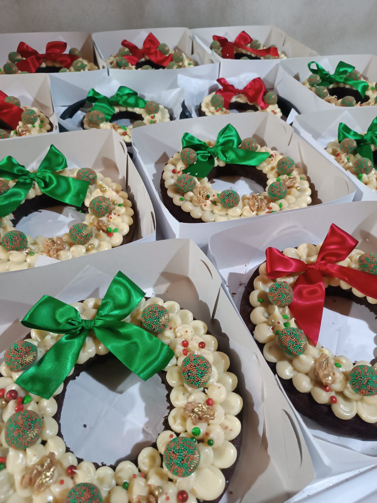 Guirlandas de brownie decoradas para o Natal